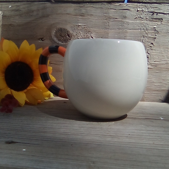 Rare Vintage White Skell Pumpkin Hallmark Gift Mug - Picture 2 of 11